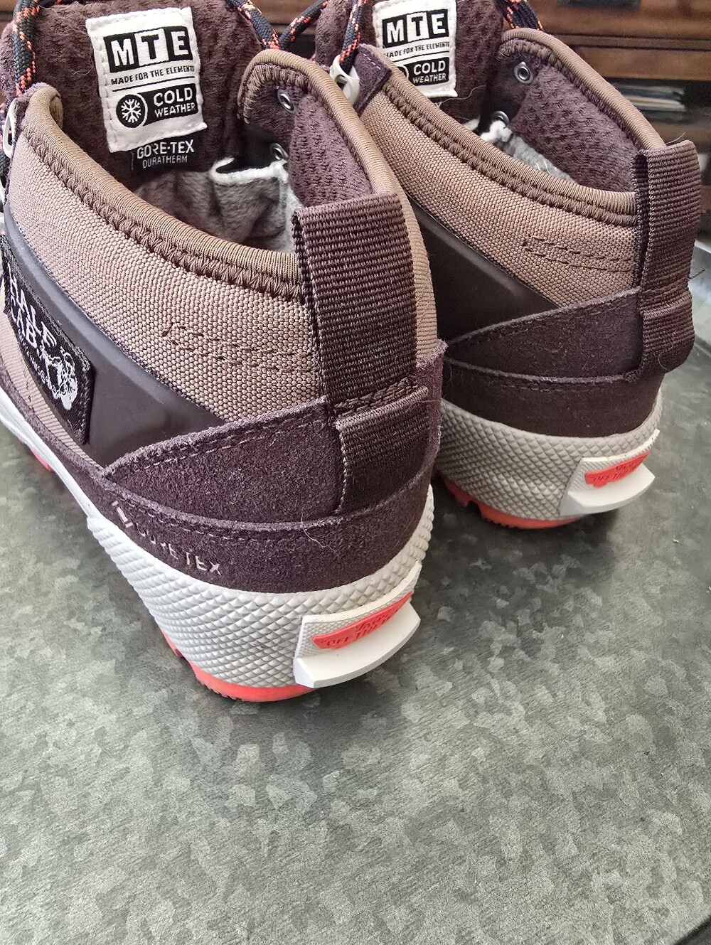 Vans Half Cab - Picture 3 of 6